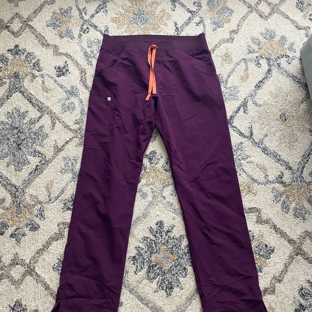 Scrub pants